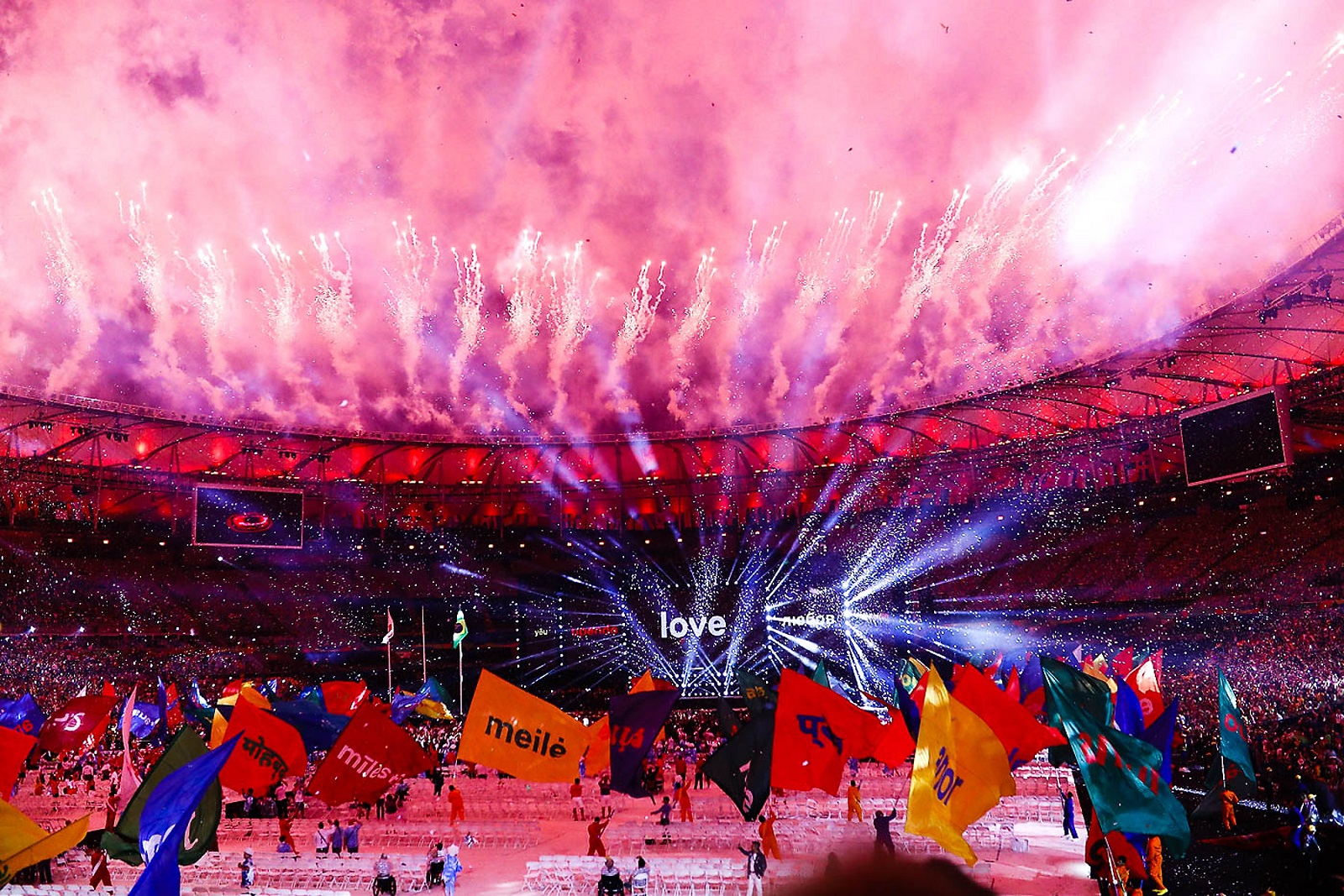 Das paralympische Feuer in Rio loderte ein letztes Mal mit aller Kraft