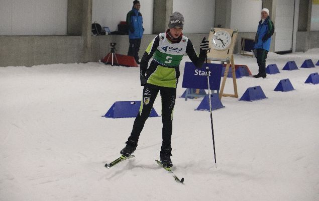 Bayerische Athleten begeistern bei der Deutschen Meisterschaft Para Ski nordisch in der LOTTO Thüringen Skisport-HALLE Oberhof